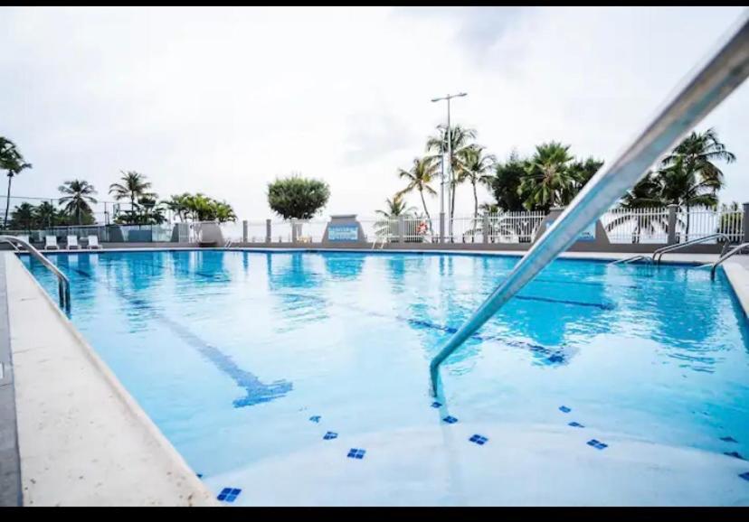 Downtown Beachfront Isla Verde Luxury Apartment San Juan Bagian luar foto