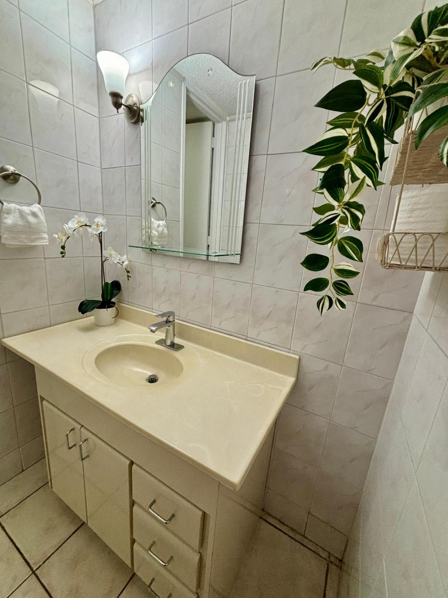 Downtown Beachfront Isla Verde Luxury Apartment San Juan Bagian luar foto